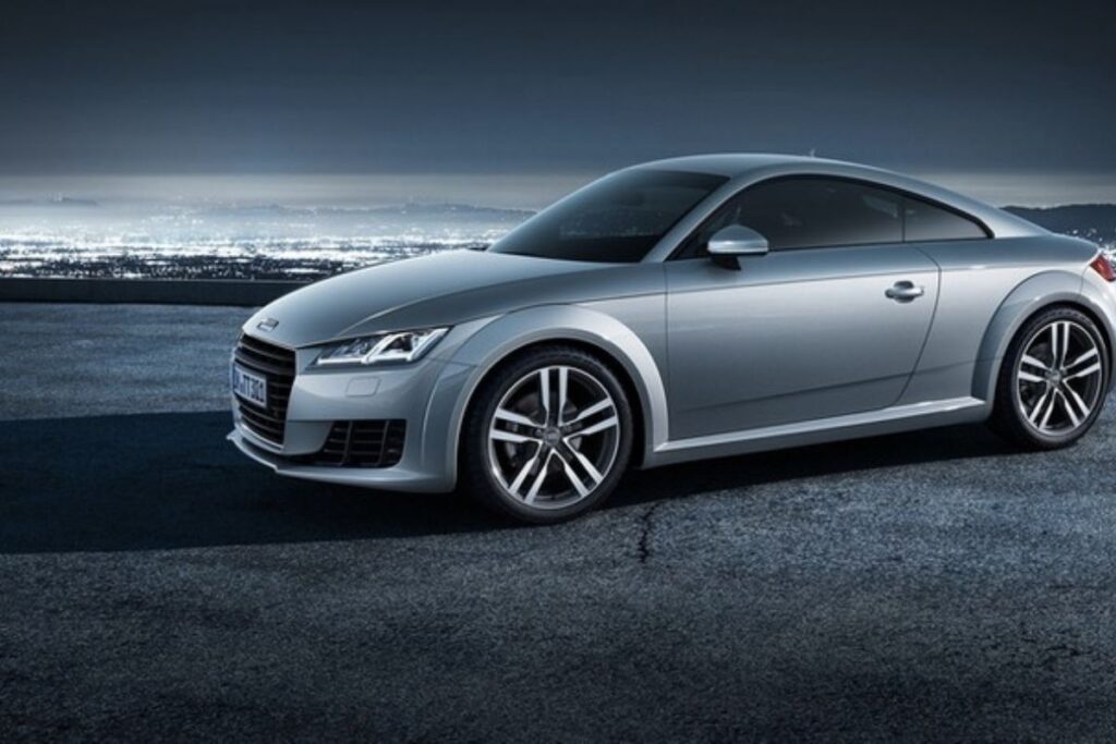 Audi TT Price in India, Colors, Mileage, Topspeed, Features, Specs and