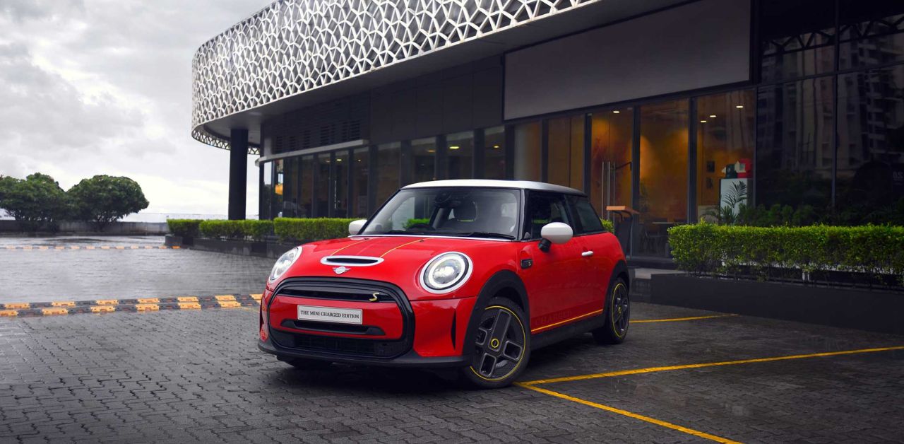 Introducing the Mini Charged Edition: A Bold Urban Electric Mobility Statement