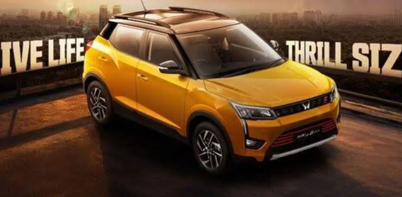 Mahindra Introduces 2 New Manual Variants for XUV300 SUV in India, Including Turbo Sport W4 Model with Sunroof