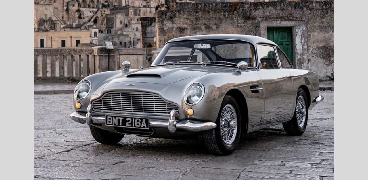 Which Car Model is Driven by Famous Agent James Bond-