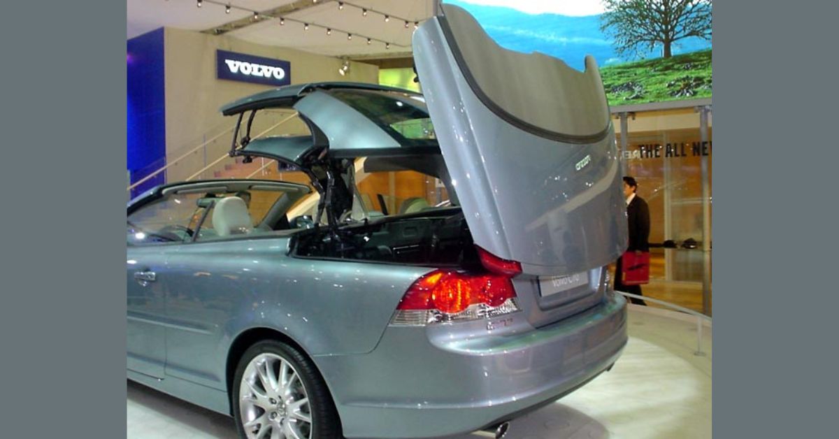 a convertible car with retractable hardtop is called