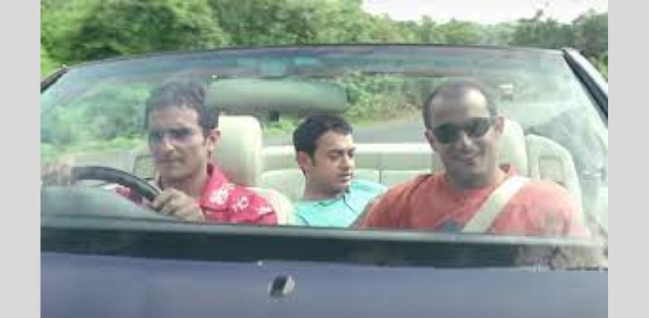 in dil chahta hai which car was mostly featured