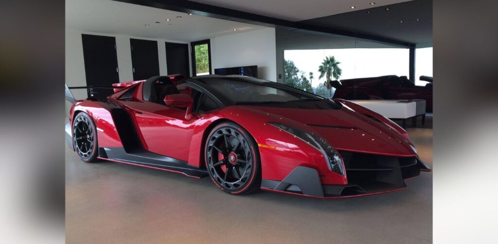 Veneno Price in India, Colors, Mileage, Top Speed, Features