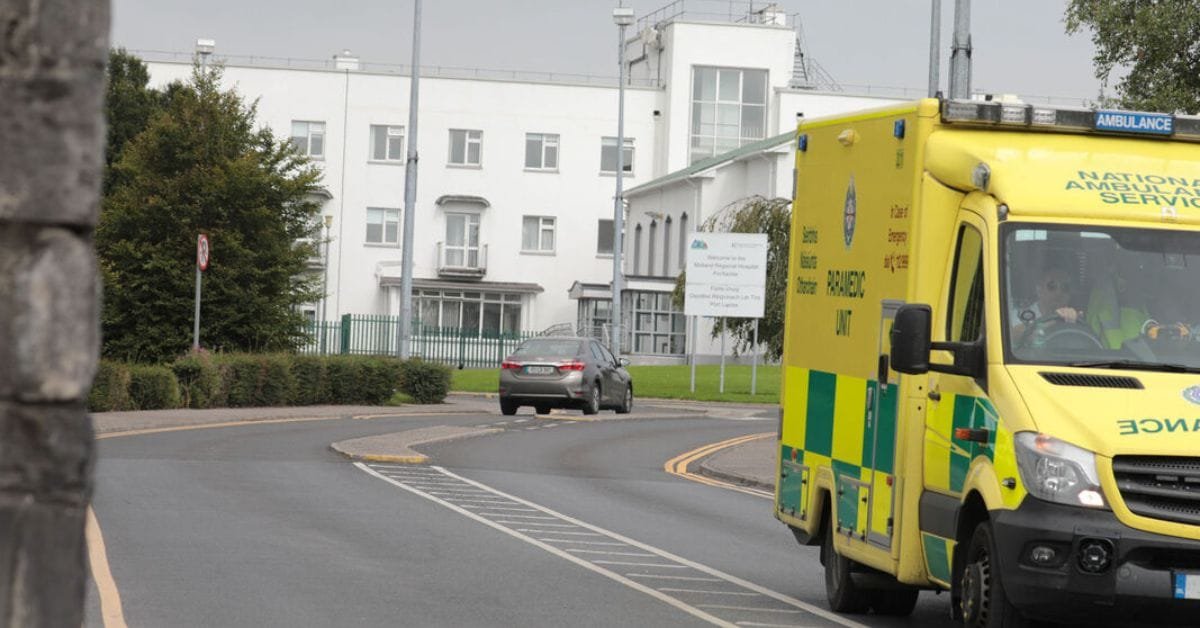 Three-year-old girl dies in crash in Co Laois